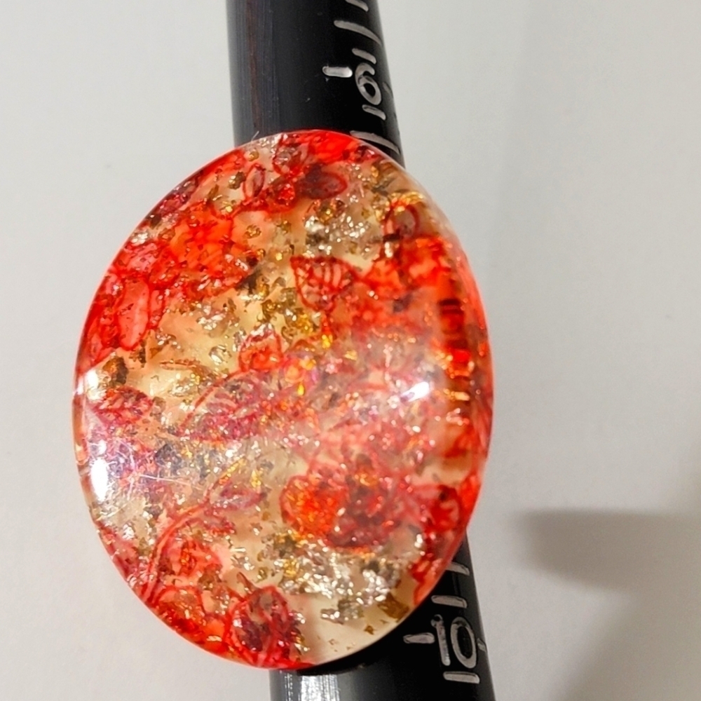 Large Smooth Acrylic Statement Ring Reds Rhinestone 8New without tags R4
